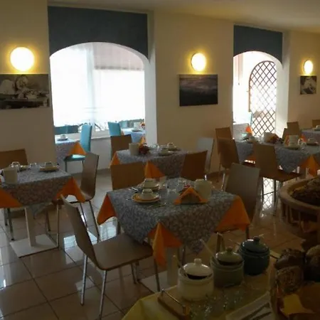 Hotel Eliani 3* Grado