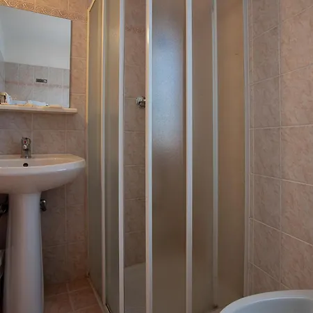Eliani Hotel 3*