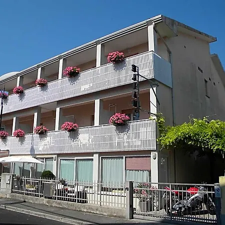 Eliani Hotel