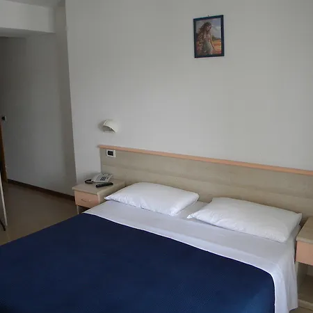 Hotel Eliani 3*